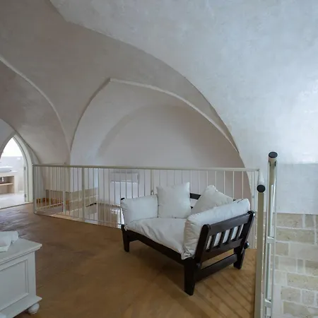 Bed & Breakfast Casale Donna Rosa 4*