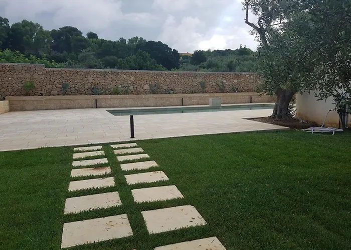 Bed & Breakfast Casale Donna Rosa 4*